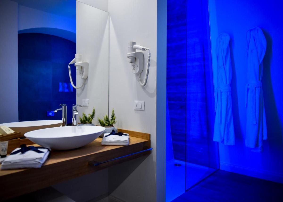 Kete Deluxe Rooms