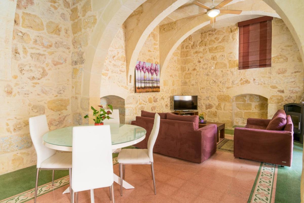 Kikka Holiday Home
