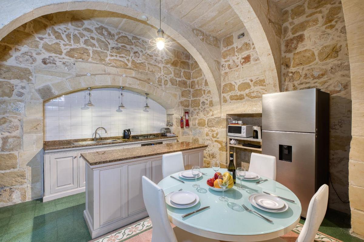 Kikka Holiday Home