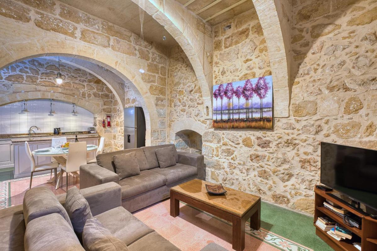 Kikka Holiday Home