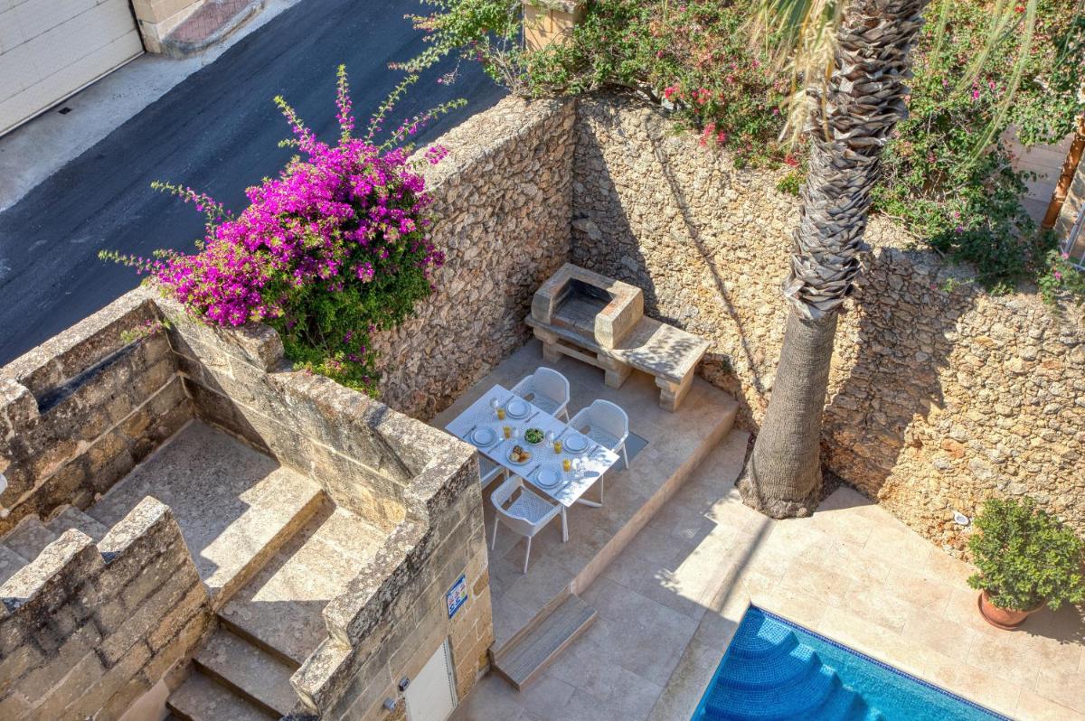 Kikka Holiday Home
