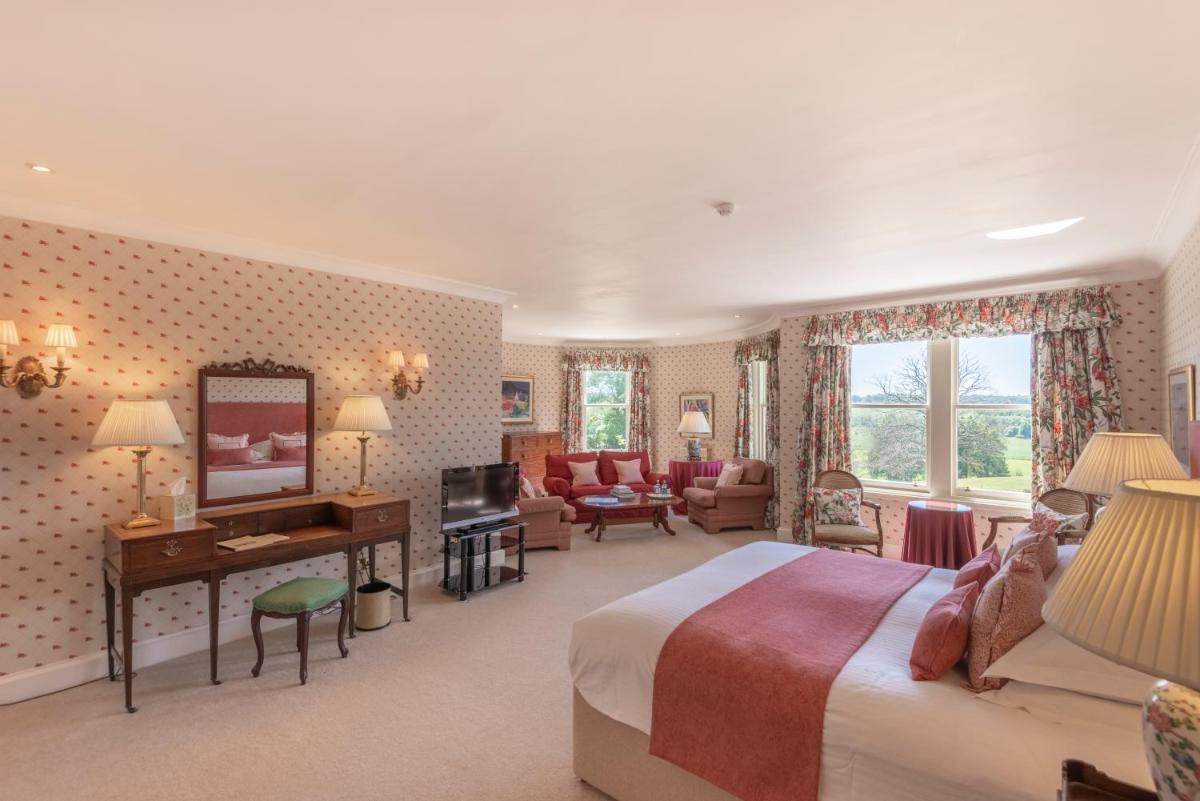 Kinloch House Hotel