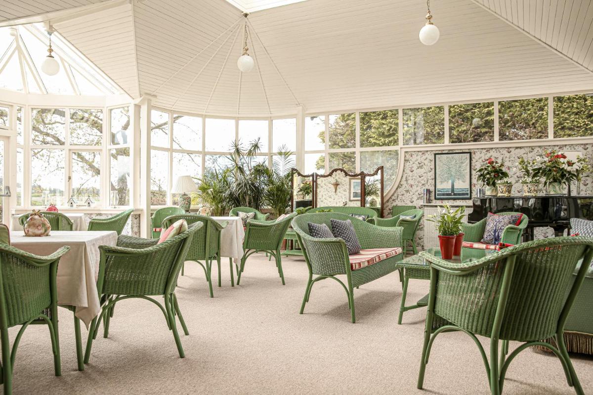 Kinloch House Hotel