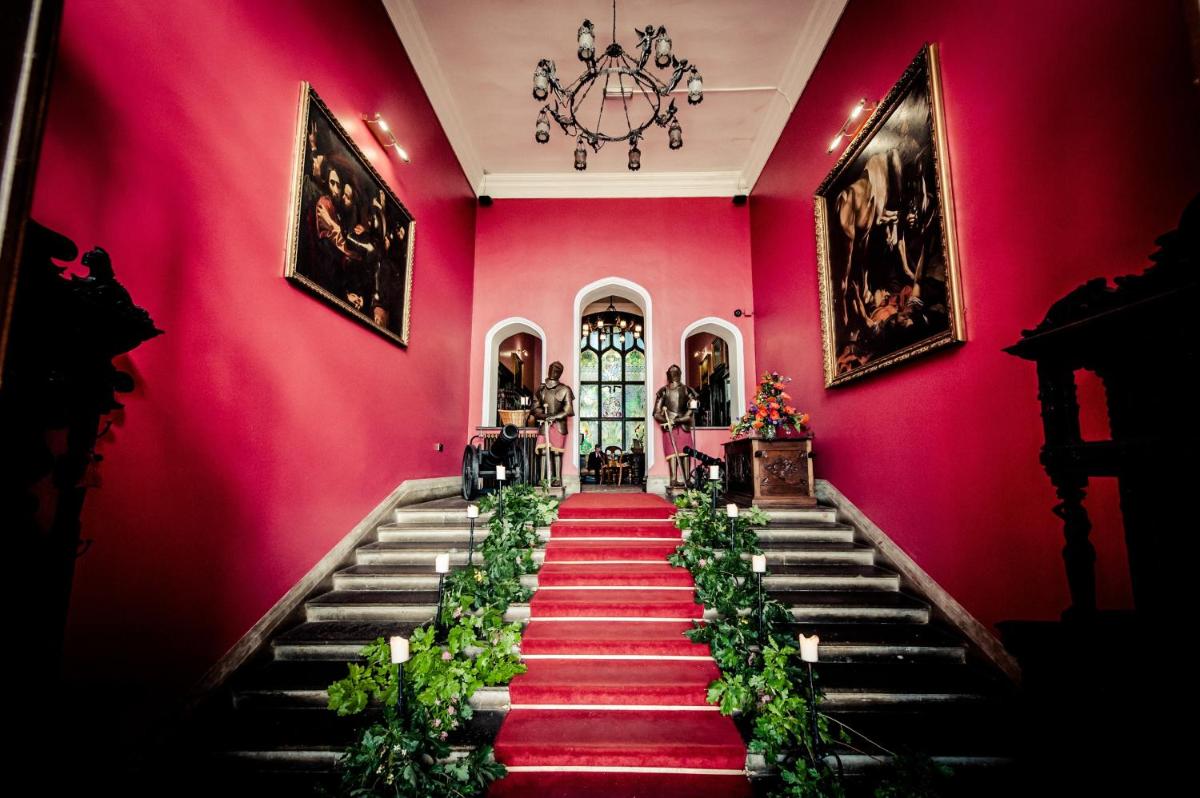 Kinnitty Castle Hotel