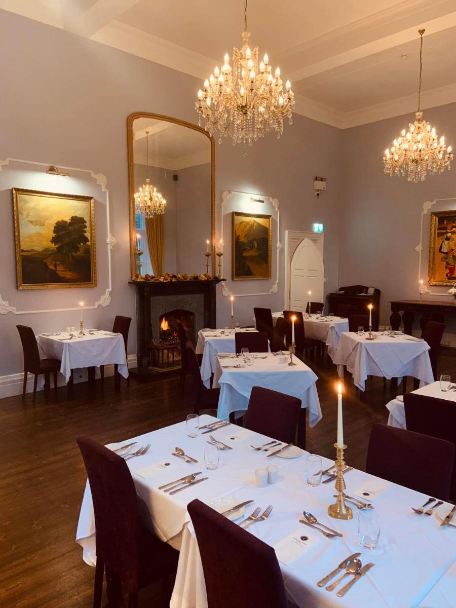 Kinnitty Castle Hotel