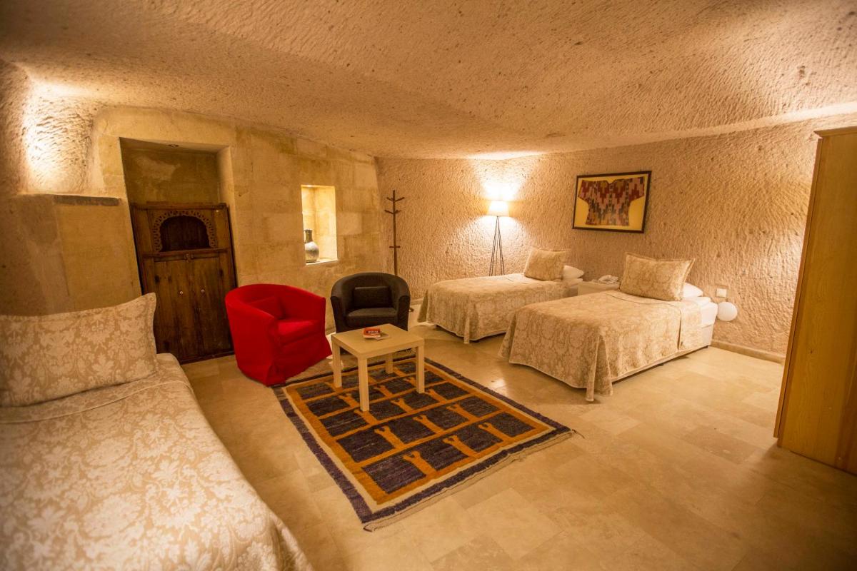 Kistar Cave Hotel