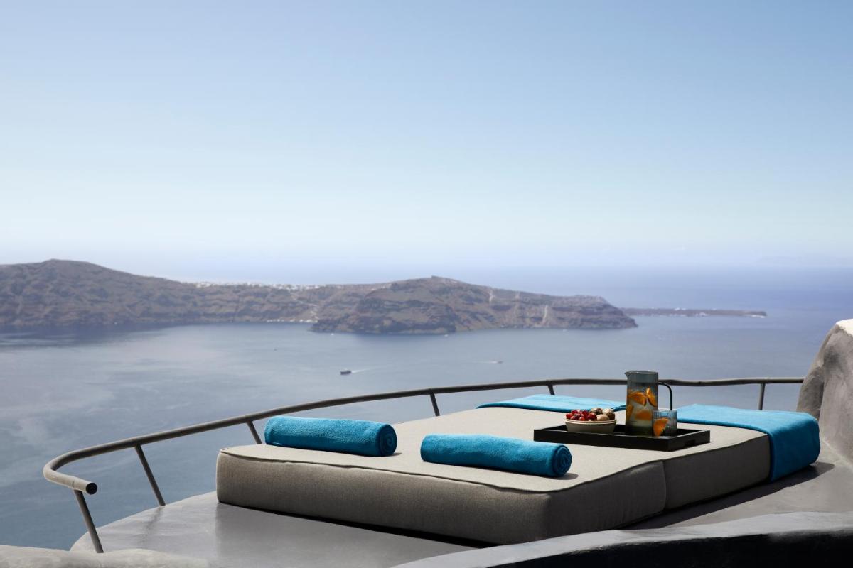 Kivotos Santorini - Preferred Hotels & Resorts