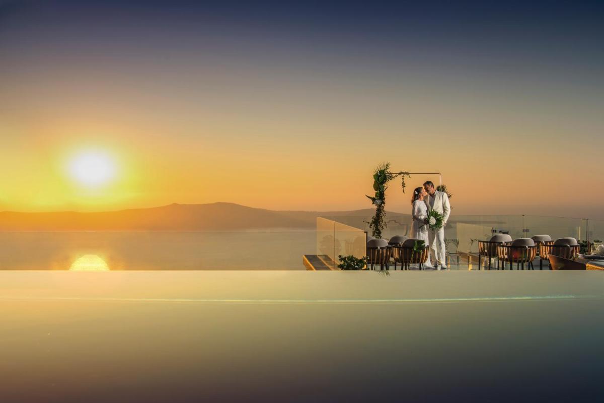 Kivotos Santorini - Preferred Hotels & Resorts