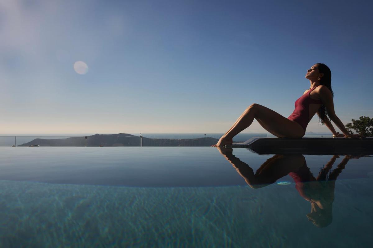 Kivotos Santorini - Preferred Hotels & Resorts