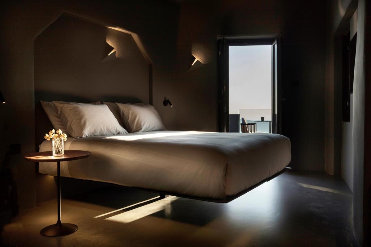 Kivotos Santorini - Preferred Hotels & Resorts