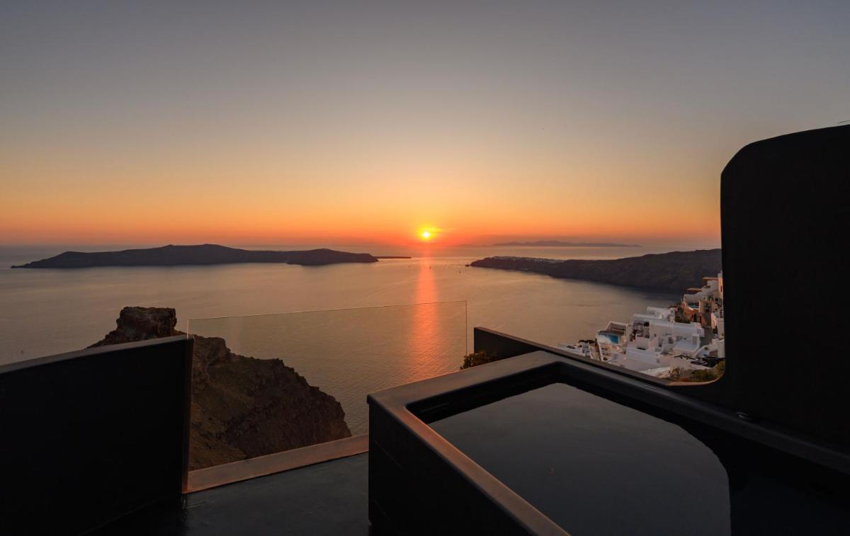 Kivotos Santorini - Preferred Hotels & Resorts