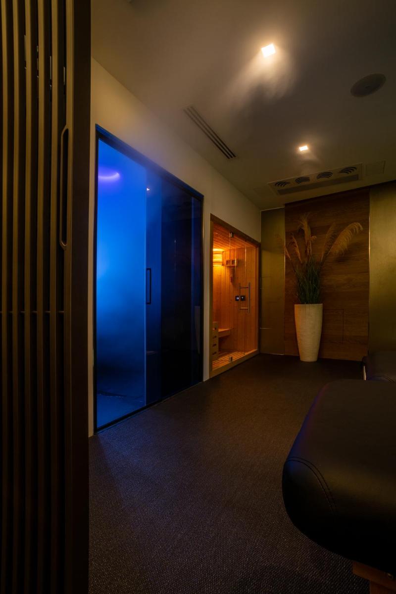 HOTIDAY Olbia Wallure