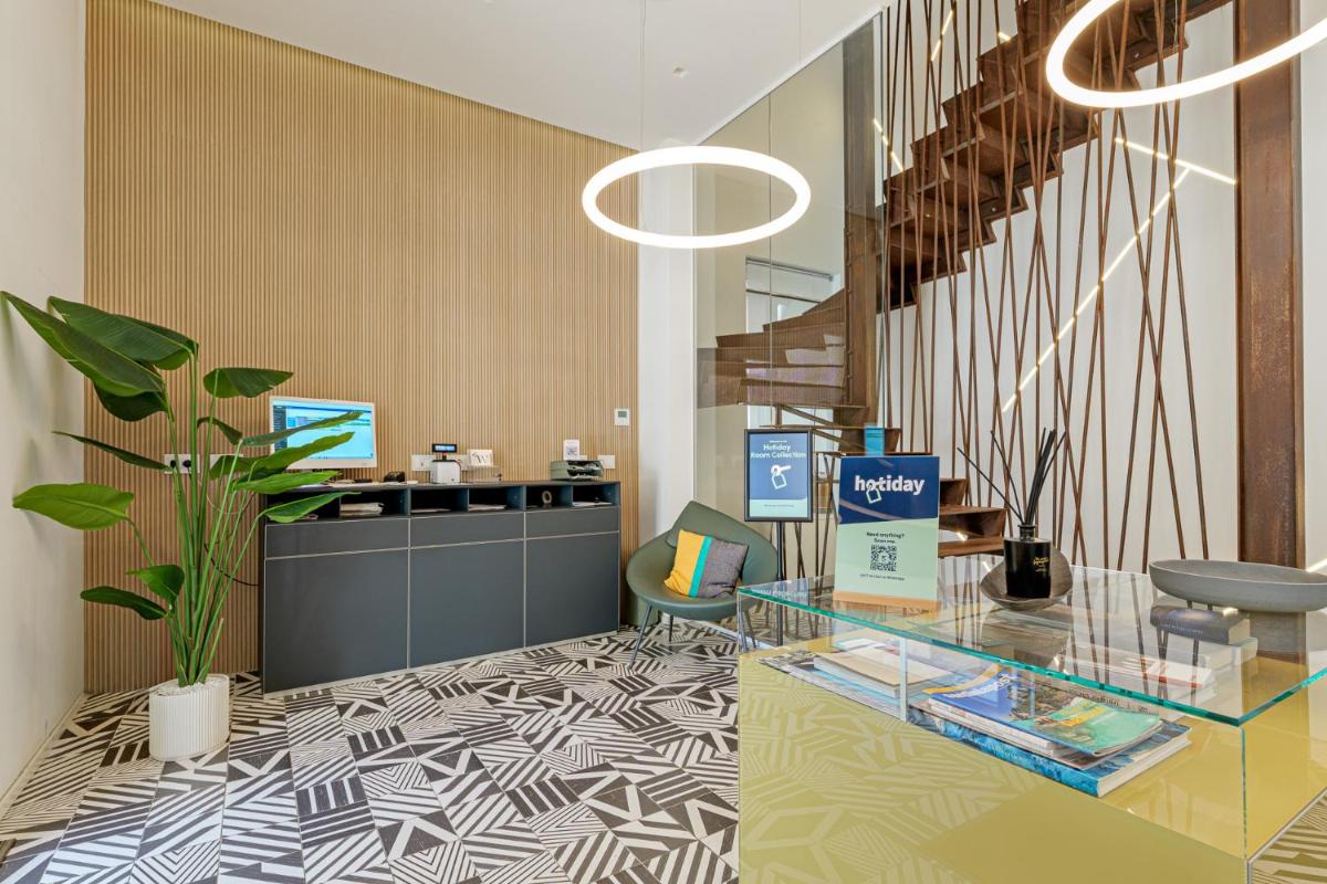 HOTIDAY Olbia Wallure