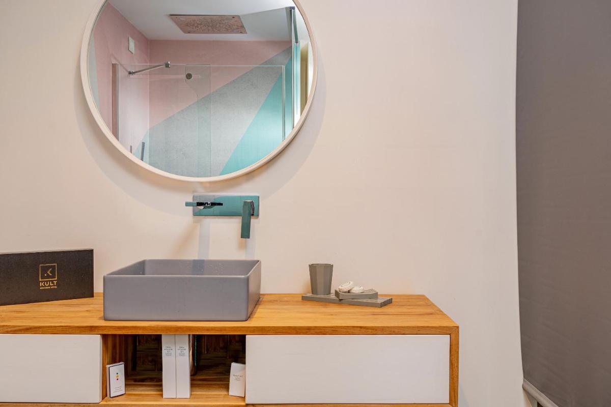 HOTIDAY Olbia Wallure