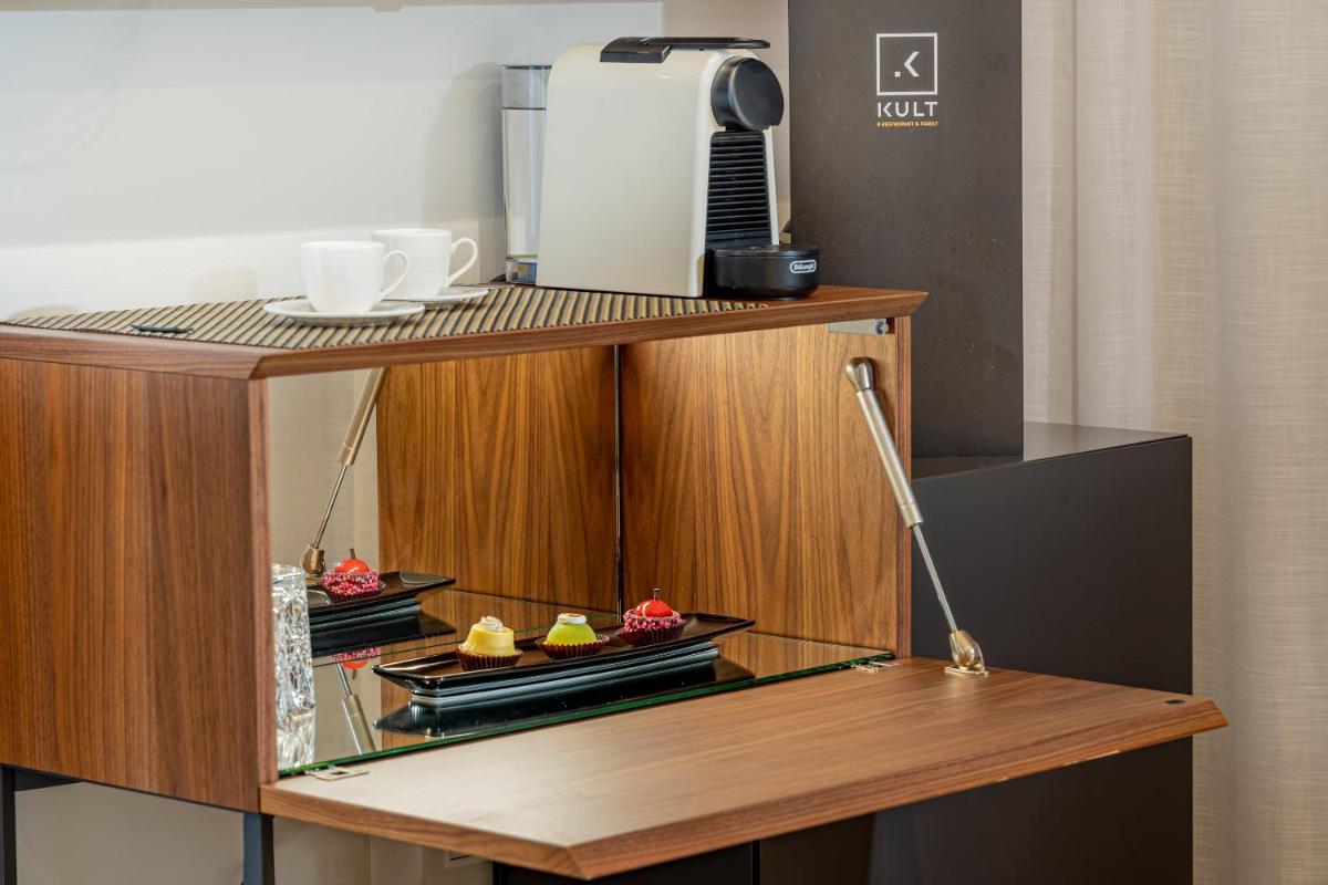 HOTIDAY Olbia Wallure