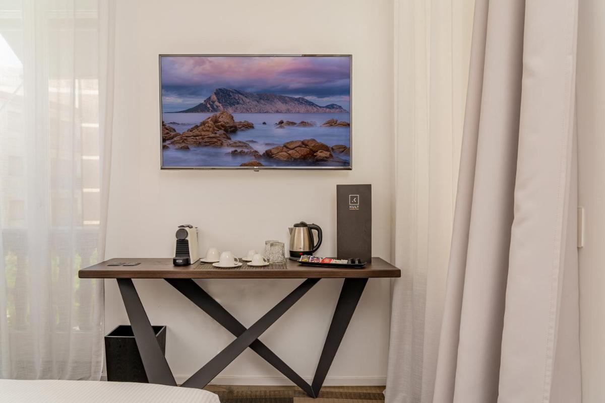 HOTIDAY Olbia Wallure