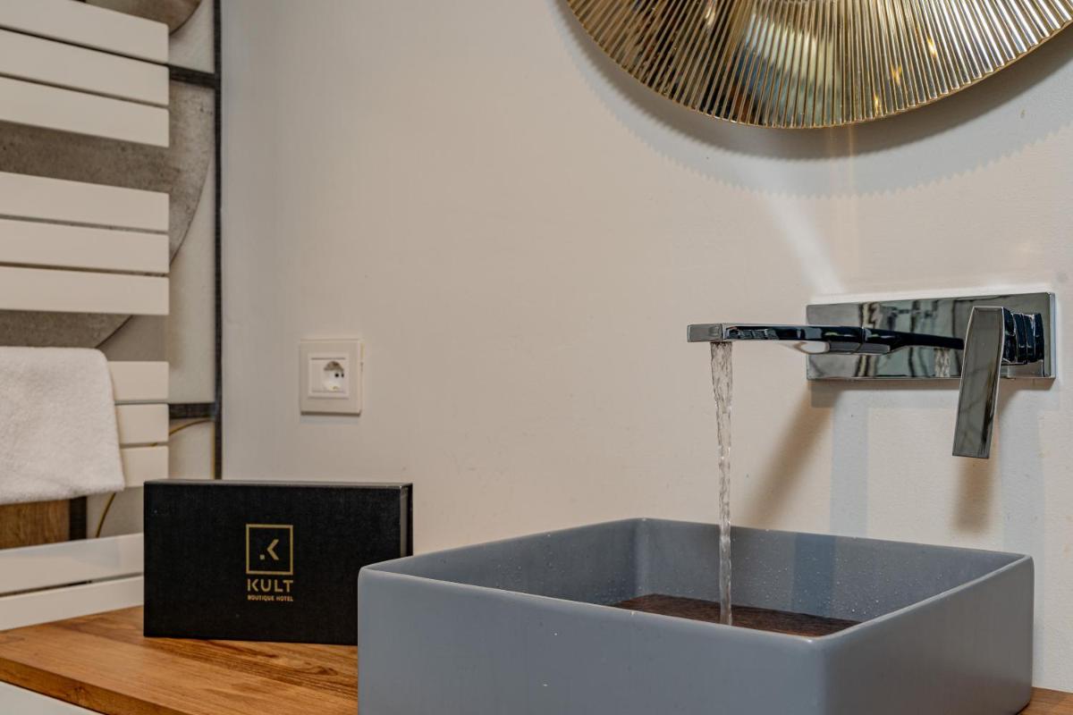 HOTIDAY Olbia Wallure