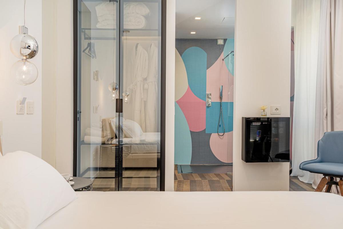 HOTIDAY Olbia Wallure