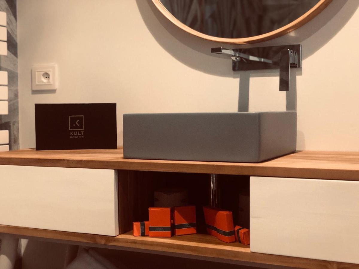 HOTIDAY Olbia Wallure