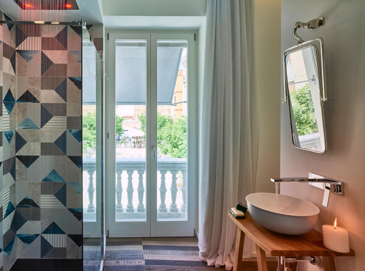 HOTIDAY Olbia Wallure