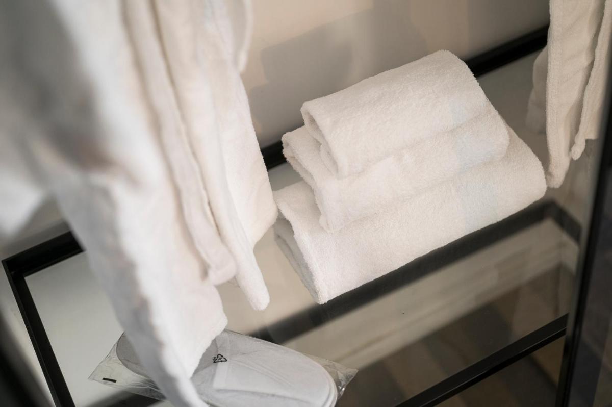 HOTIDAY Olbia Wallure