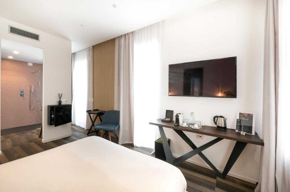 HOTIDAY Olbia Wallure