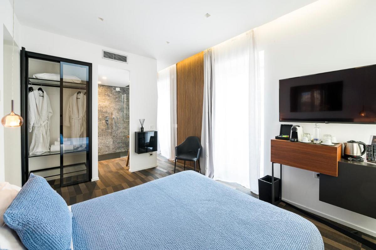 HOTIDAY Olbia Wallure