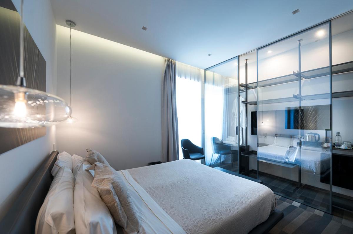 HOTIDAY Olbia Wallure