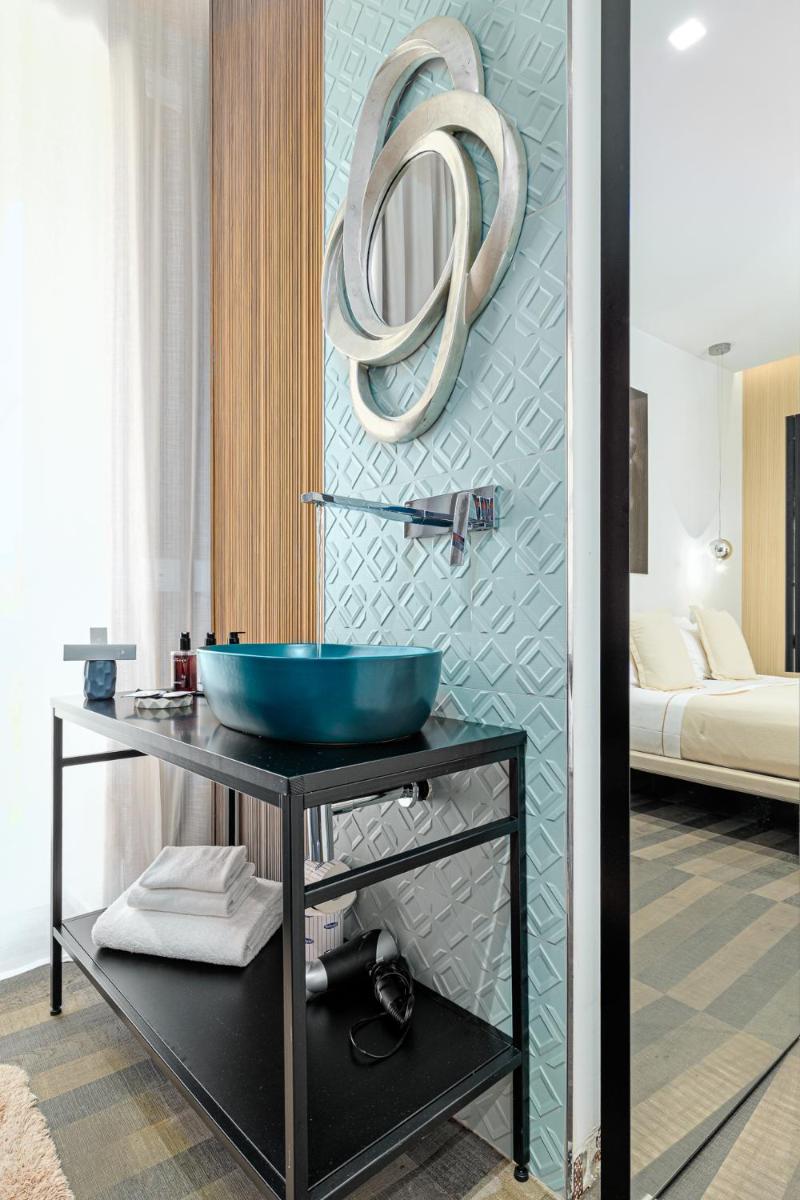 HOTIDAY Olbia Wallure