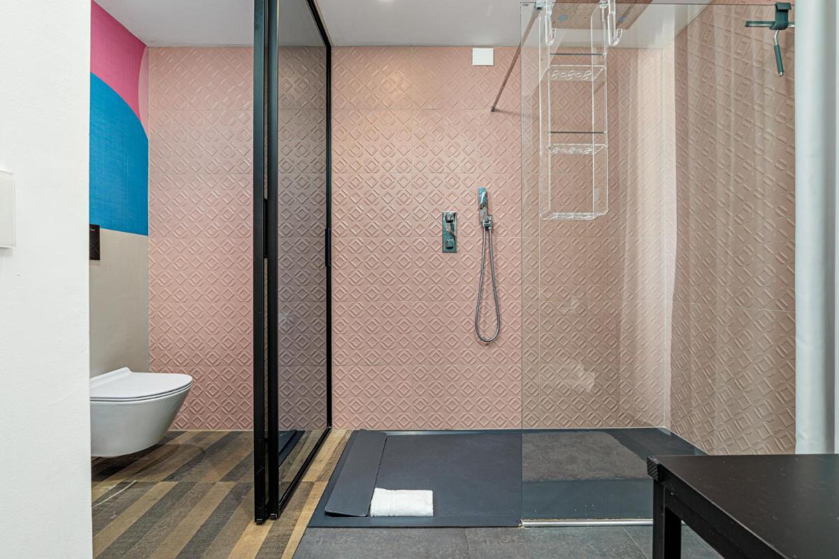 HOTIDAY Olbia Wallure