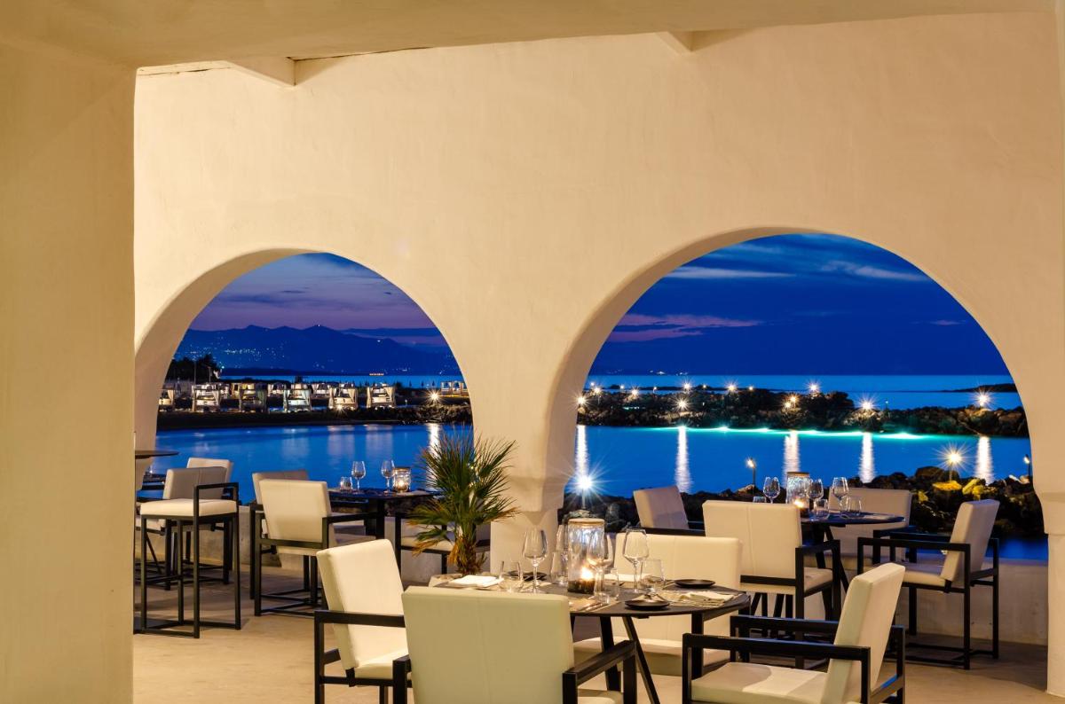 Knossos Beach Bungalows Suites Resort & Spa
