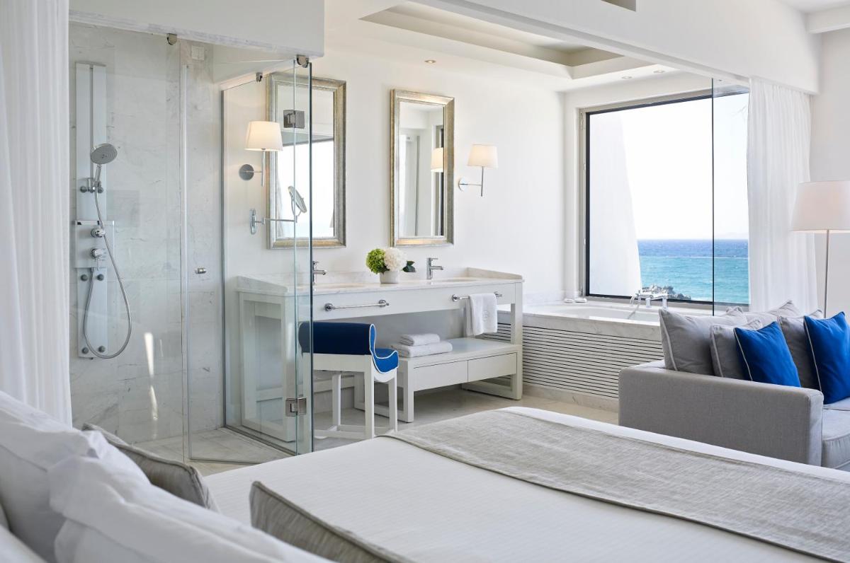 Knossos Beach Bungalows Suites Resort & Spa