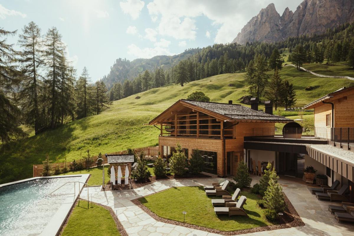 Kolfuschgerhof Mountain Resort