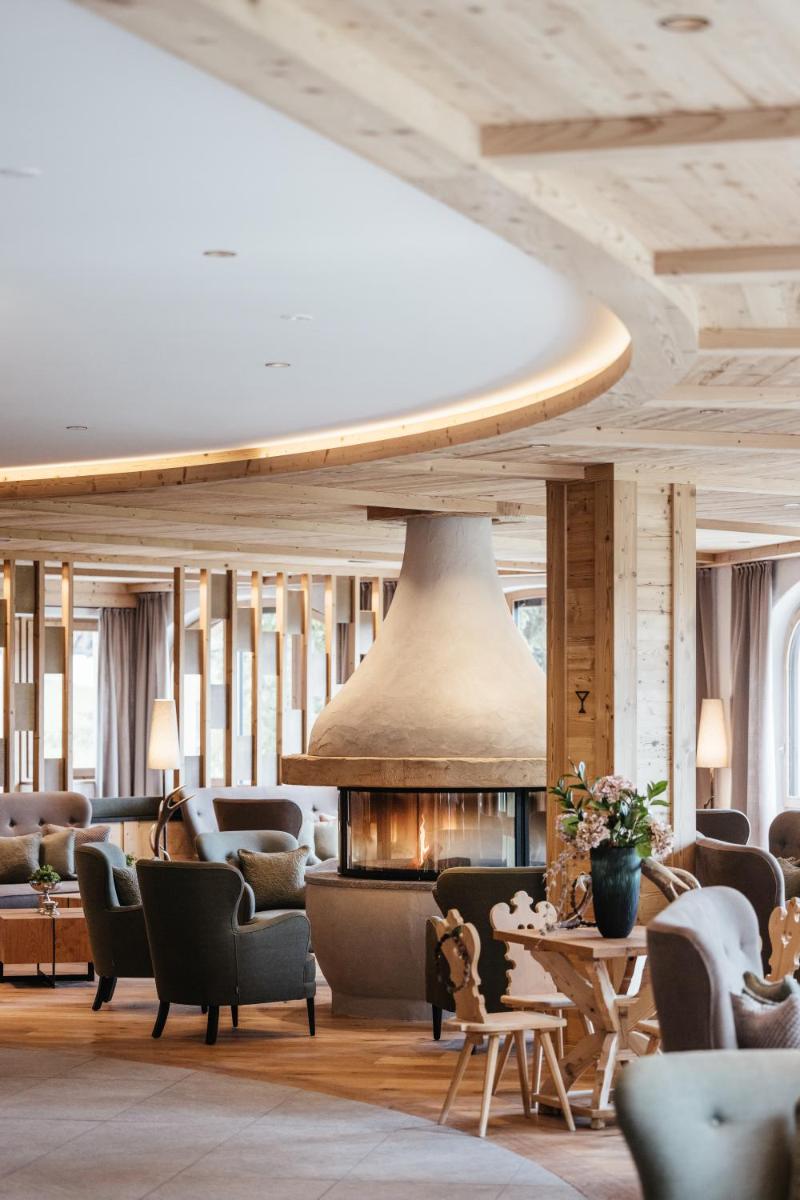 Kolfuschgerhof Mountain Resort