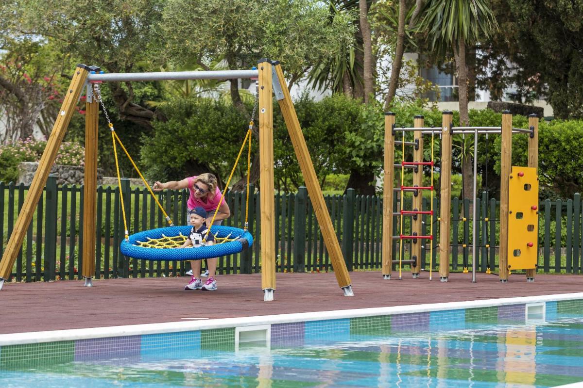 Kontokali Bay Resort & Spa