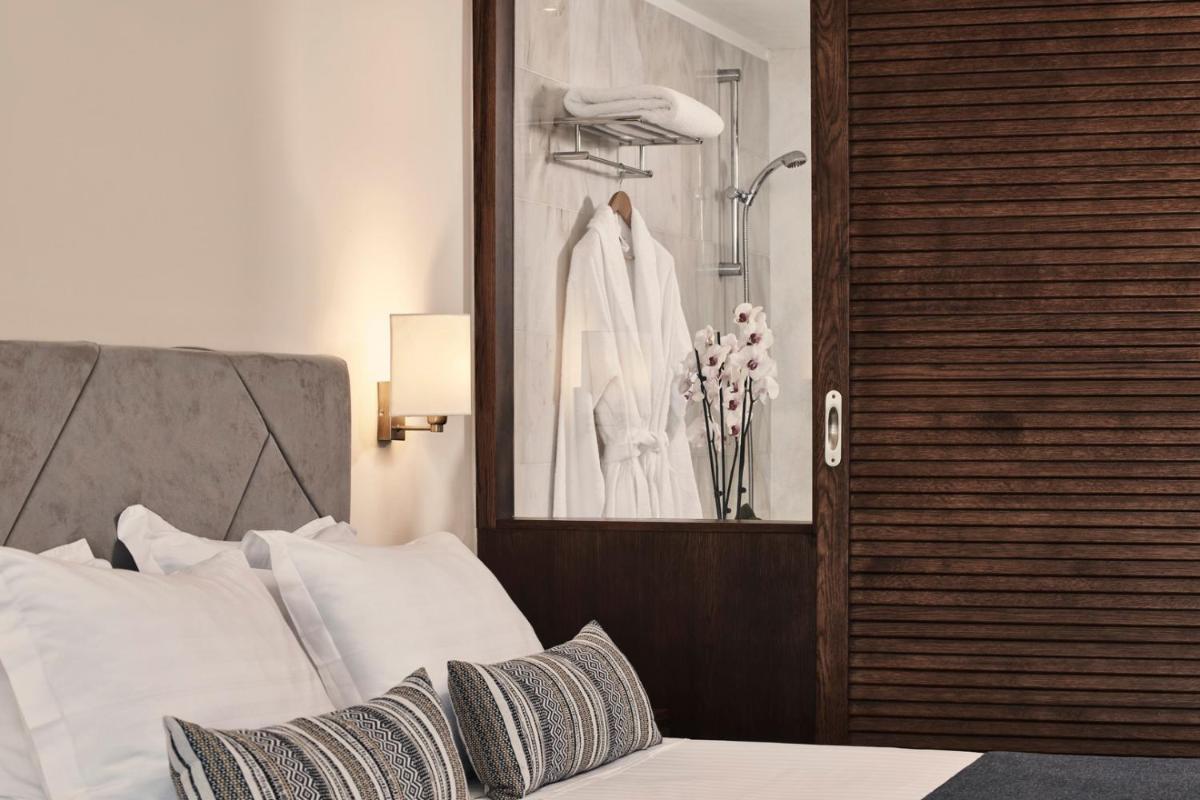 Kontokali Bay Resort & Spa