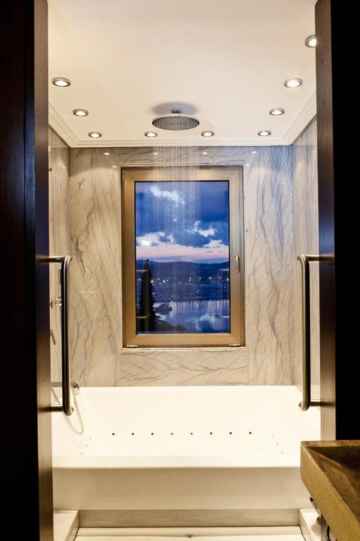 Kontokali Bay Resort & Spa