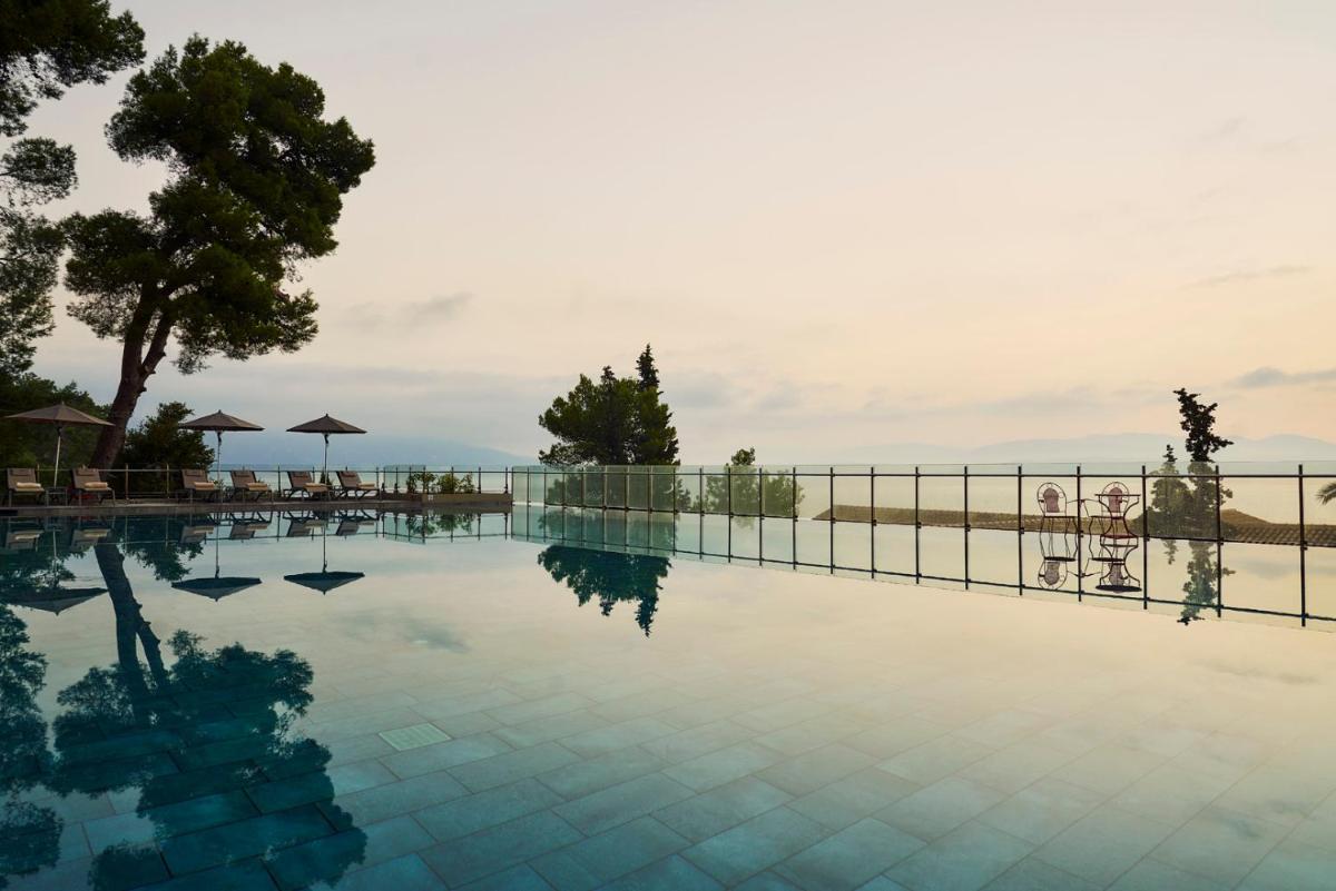 Kontokali Bay Resort & Spa