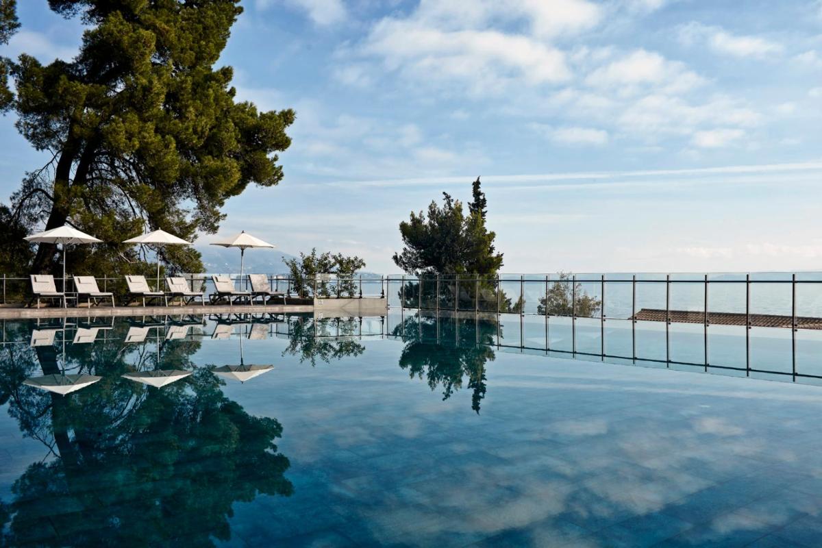 Kontokali Bay Resort & Spa