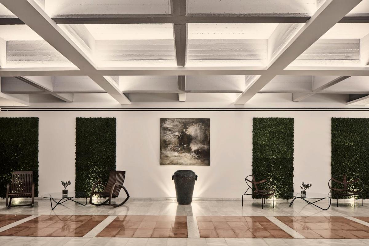 Kontokali Bay Resort & Spa