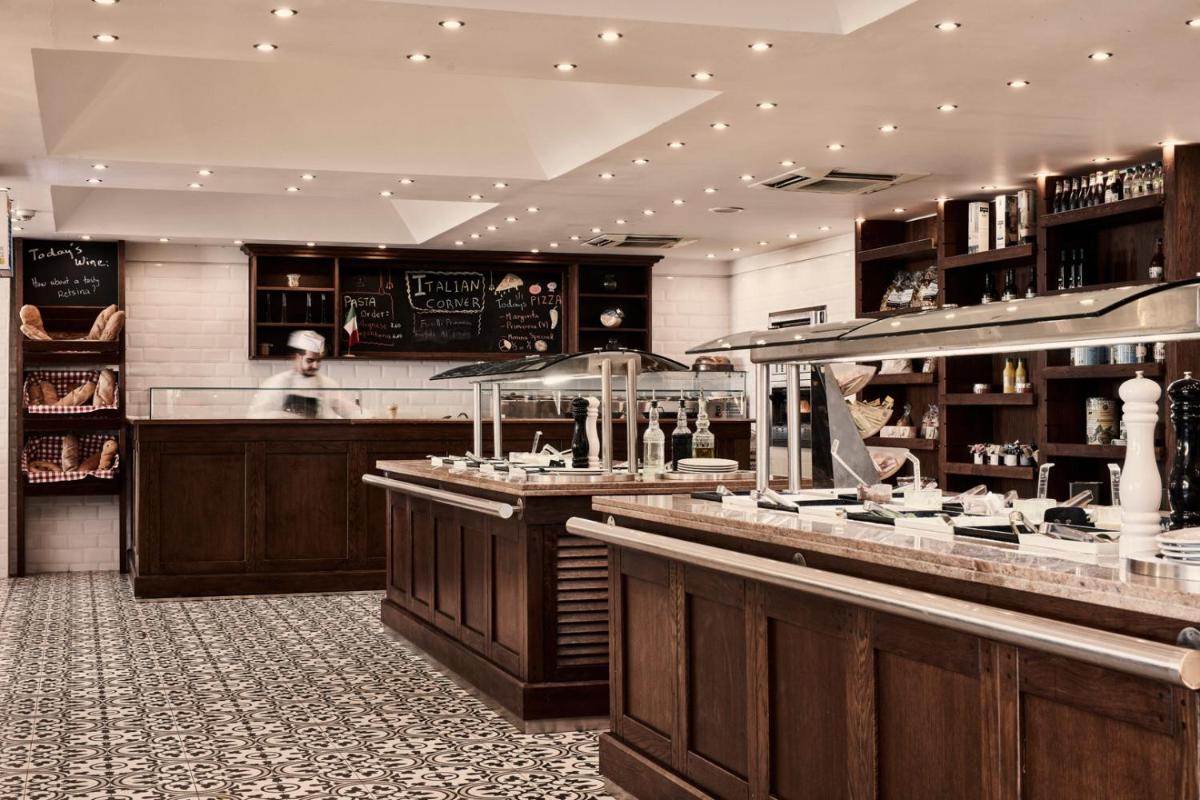 Kontokali Bay Resort & Spa