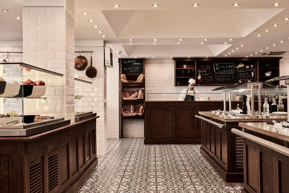 Kontokali Bay Resort & Spa