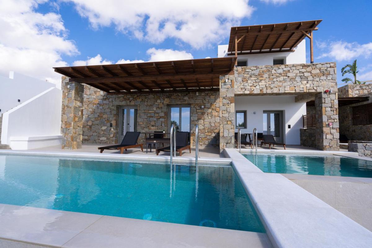 Kouros Blanc Resort & Suites