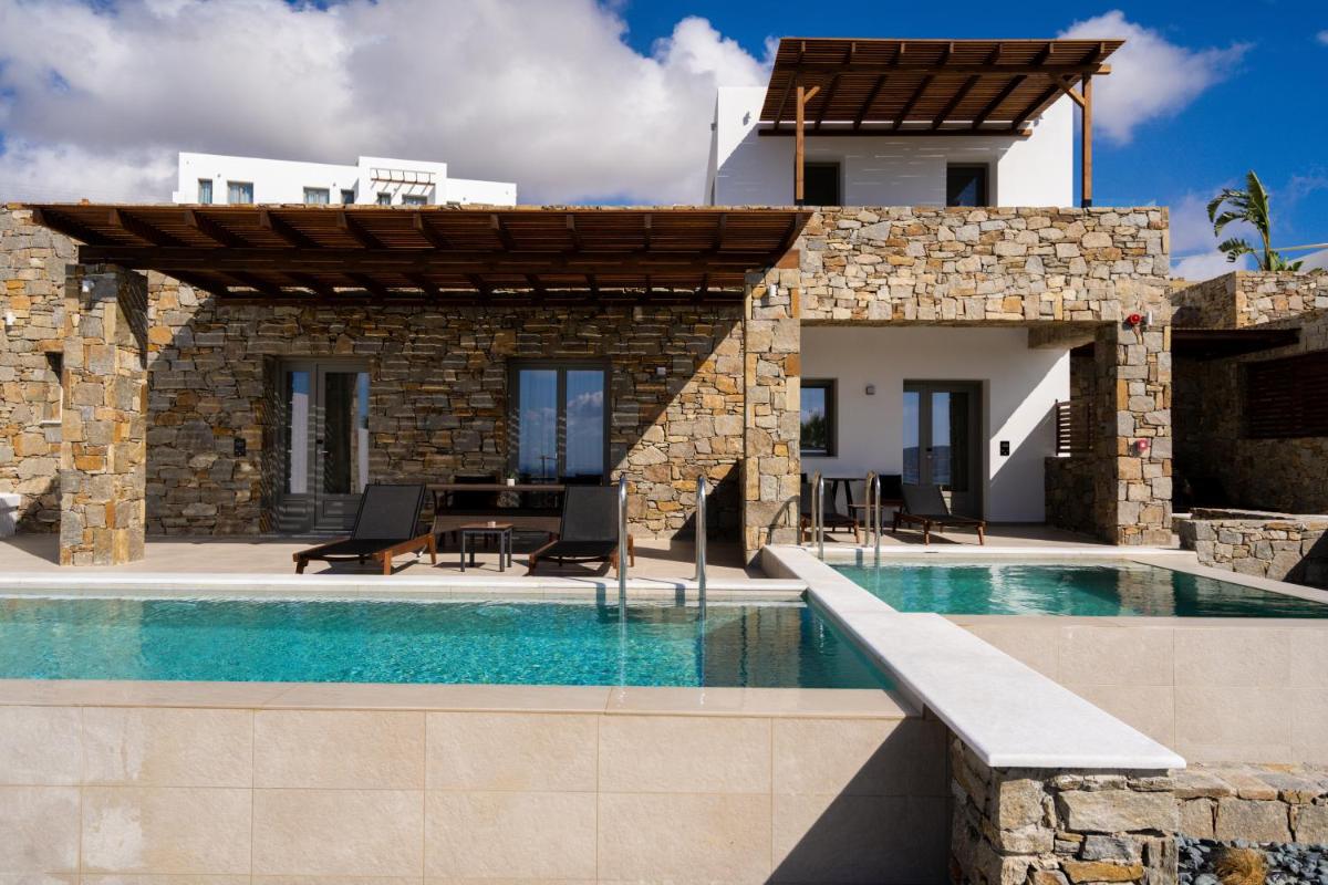 Kouros Blanc Resort & Suites