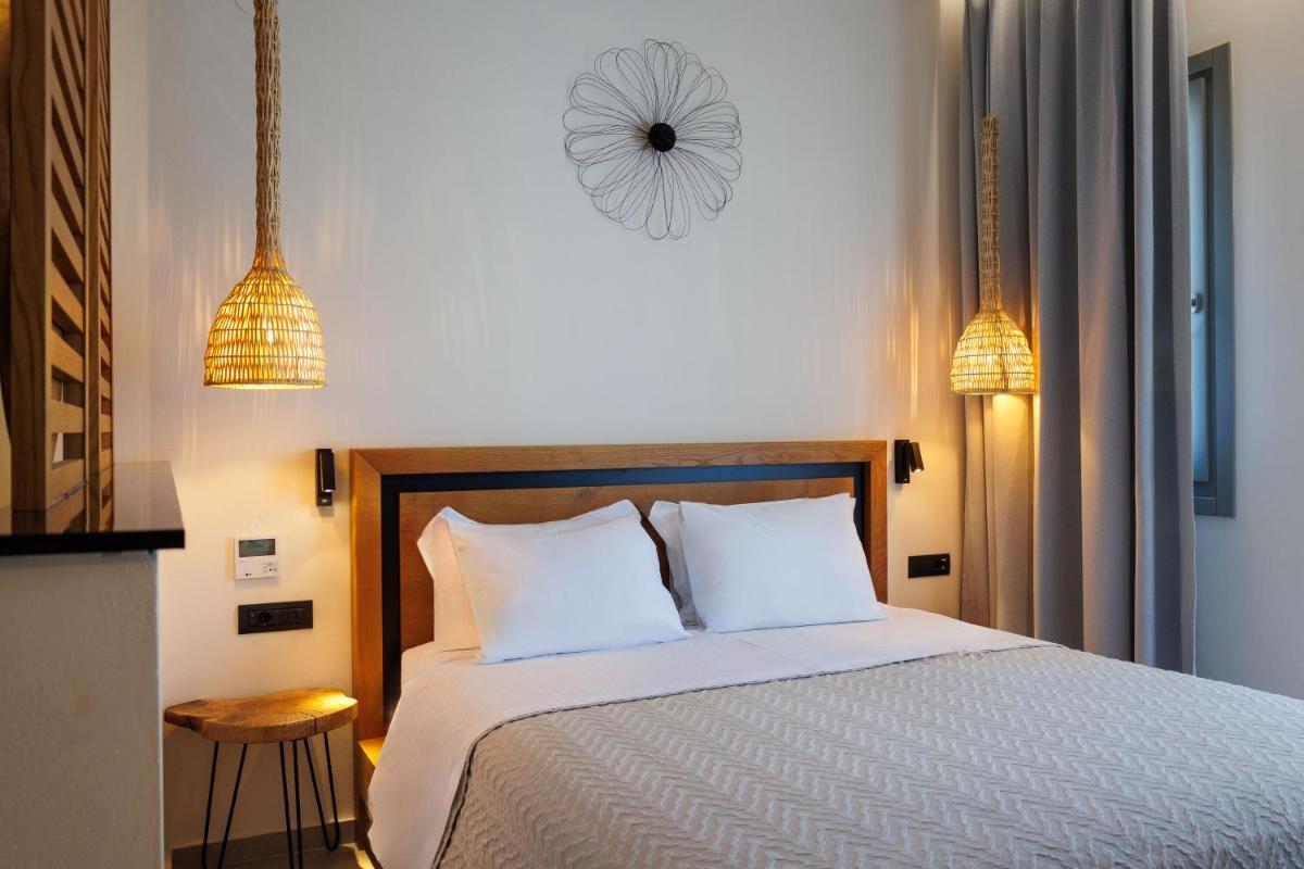 Kouros Blanc Resort & Suites
