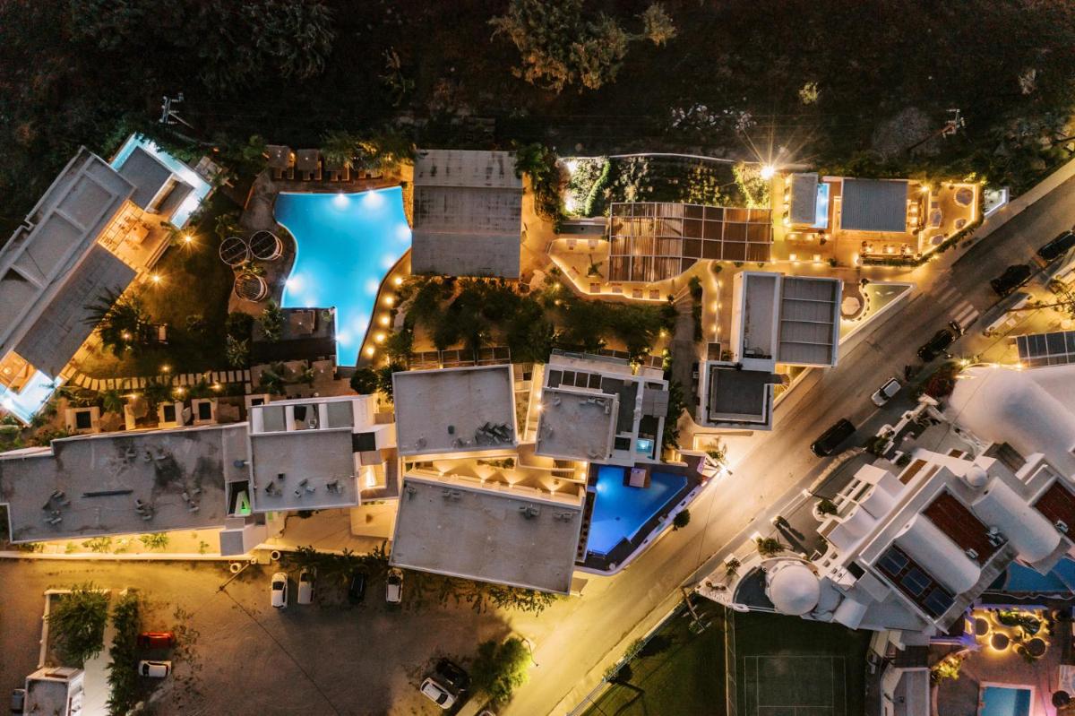 Kouros Exclusive Suites - Adults Only