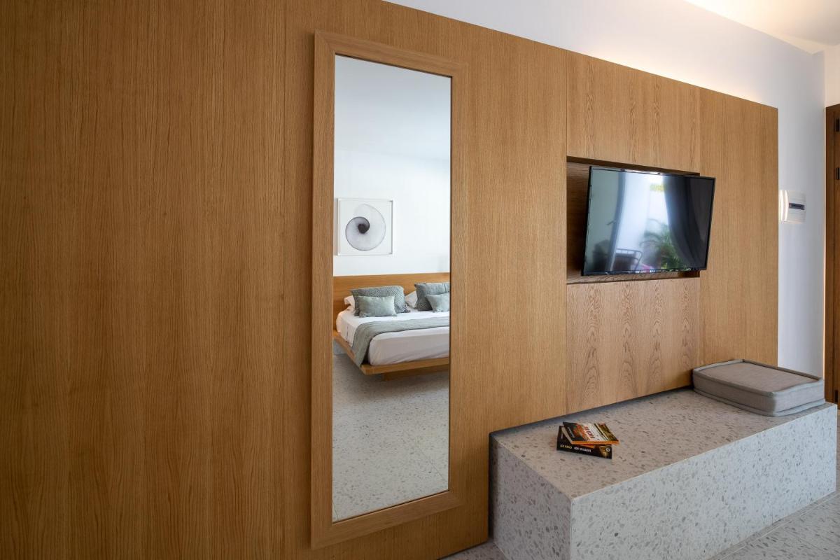 Kouros Exclusive Suites - Adults Only