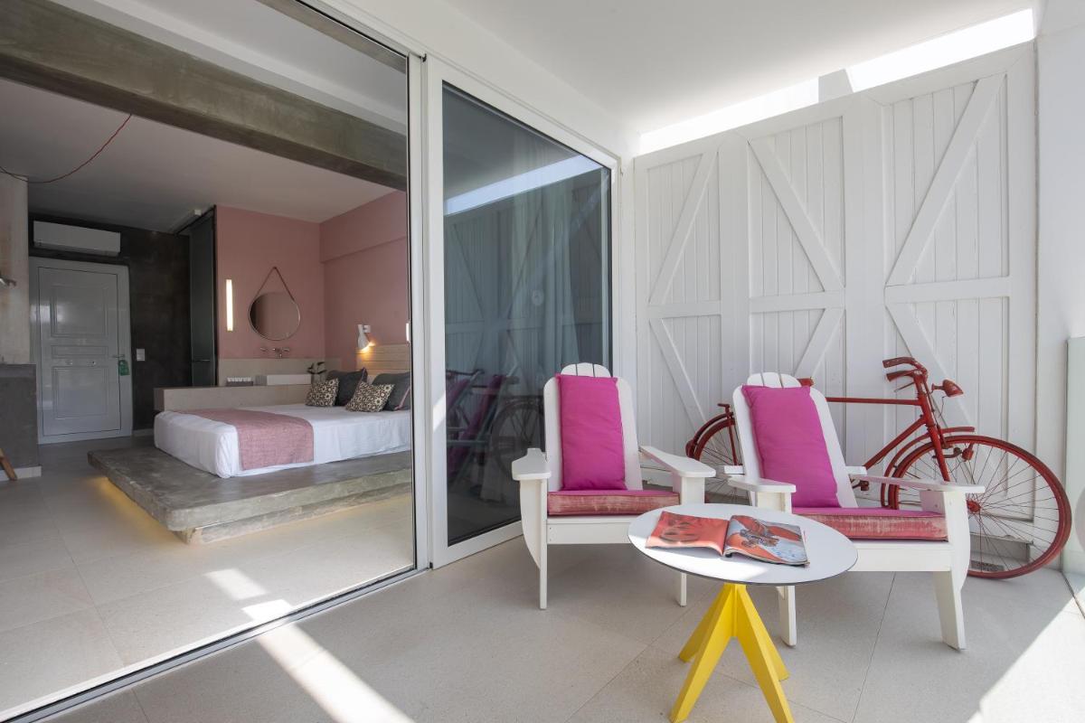 Kouros Exclusive Suites - Adults Only