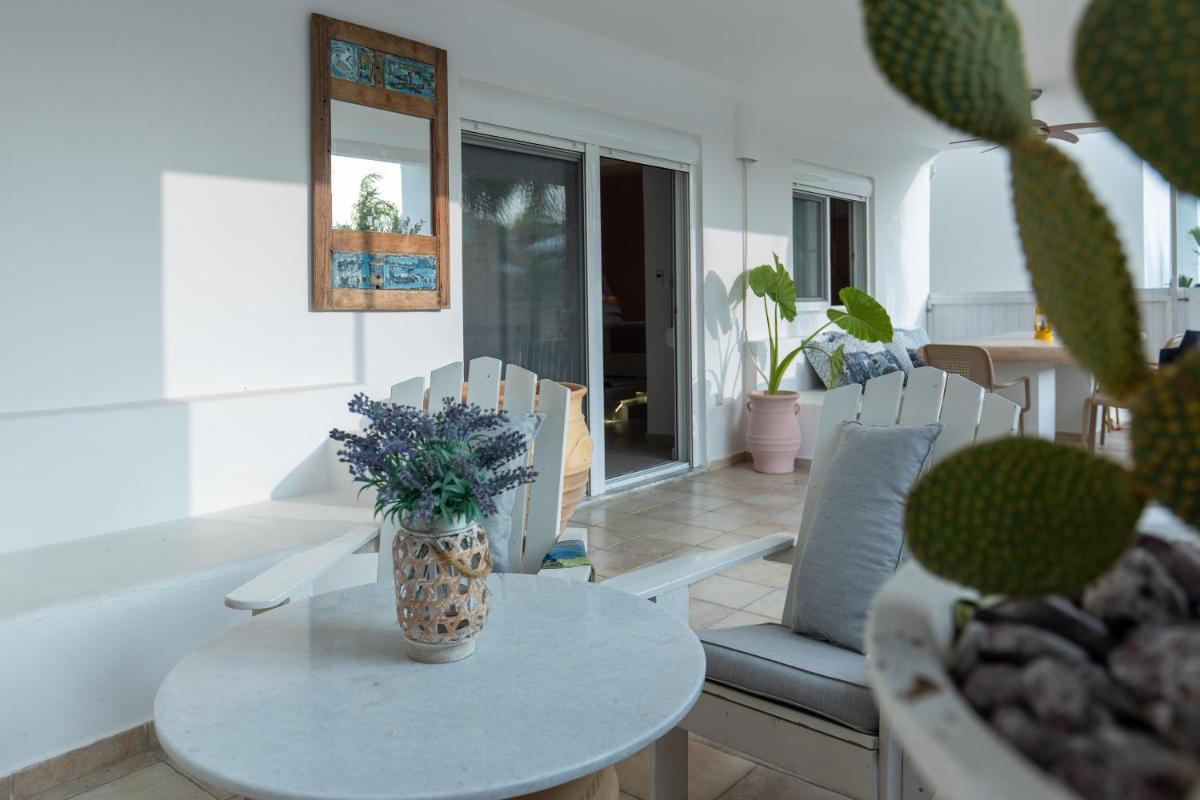 Kouros Exclusive Suites - Adults Only