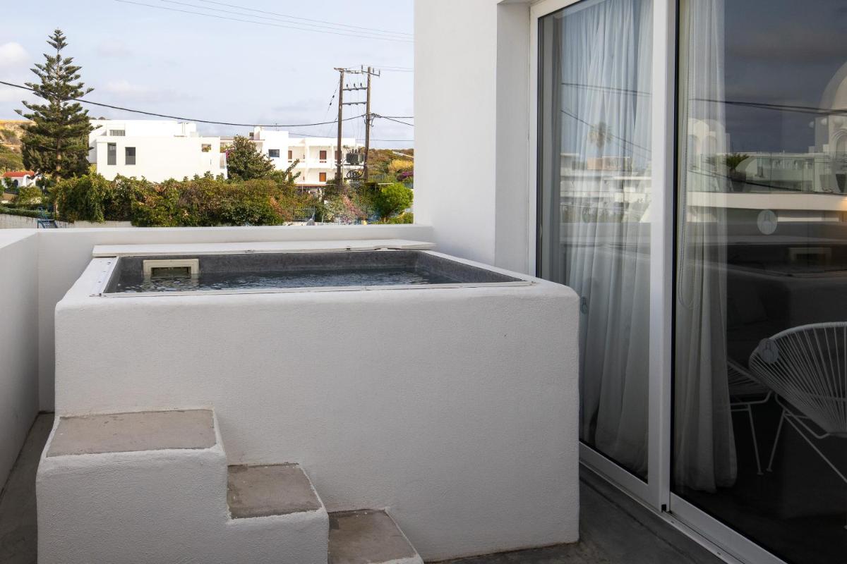 Kouros Exclusive Suites - Adults Only